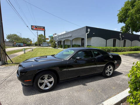 2021 Dodge Challenger SXT