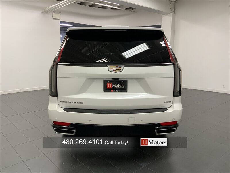 2022 Cadillac Escalade ESV Premium Luxury