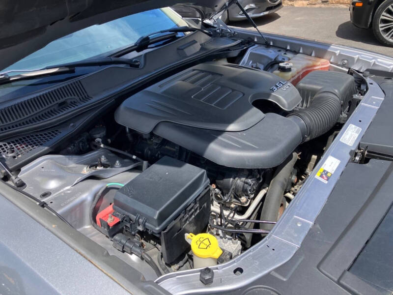 2013 Dodge Challenger SXT