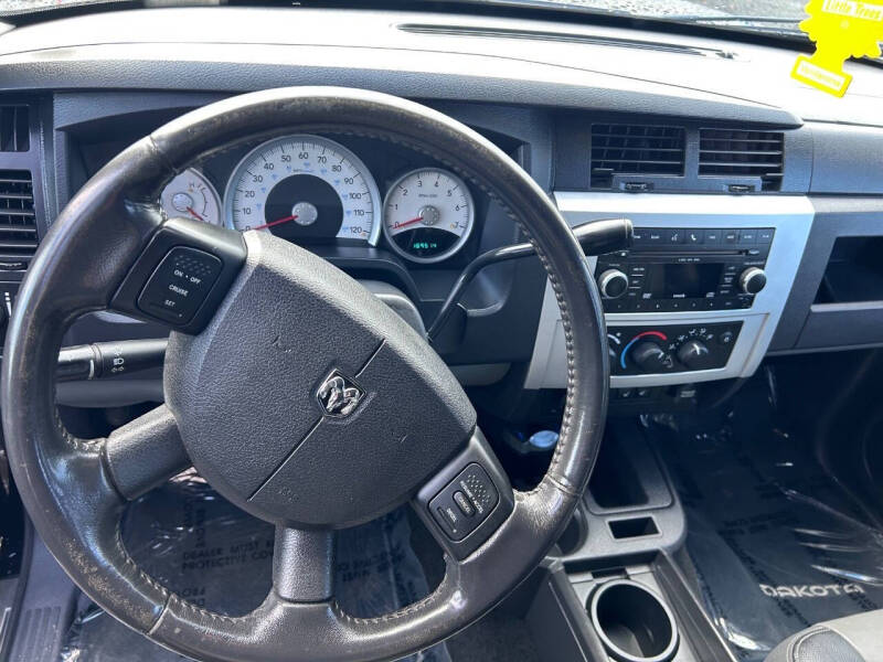 2011 RAM Dakota Laramie