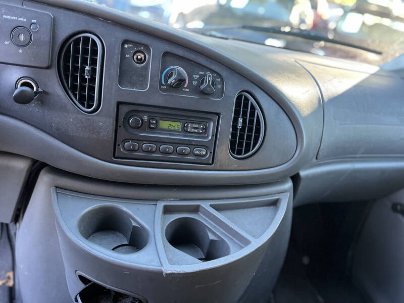 2006 Ford E-Series E-450 SD