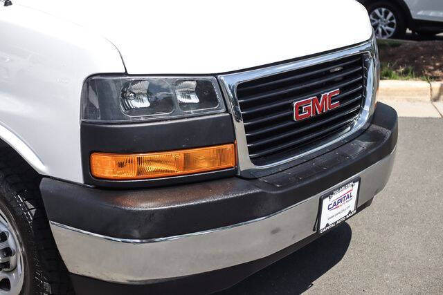 2022 GMC Savana 2500