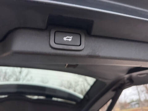 2017 Land Rover Discovery HSE Luxury