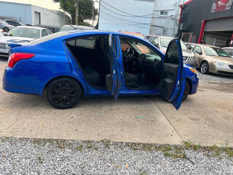 2015 Nissan Versa 1.6 S Plus