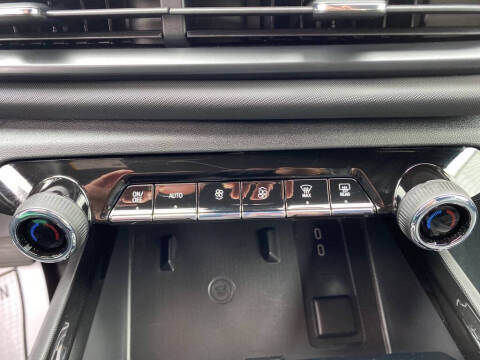 2025 Chevrolet Silverado EV LT