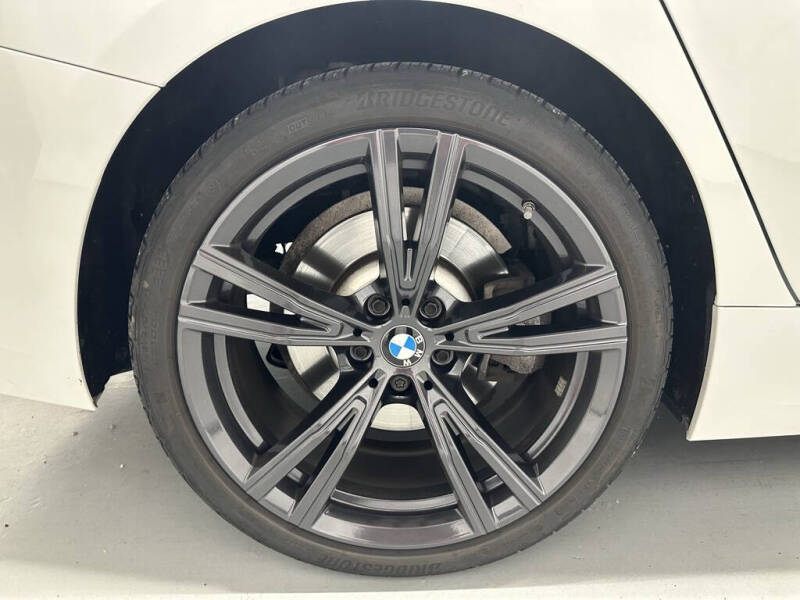 2023 BMW 3 Series 330i xDrive