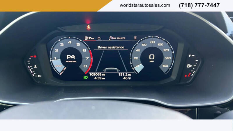 2022 Audi Q3 quattro Premium Plus 40 TFSI