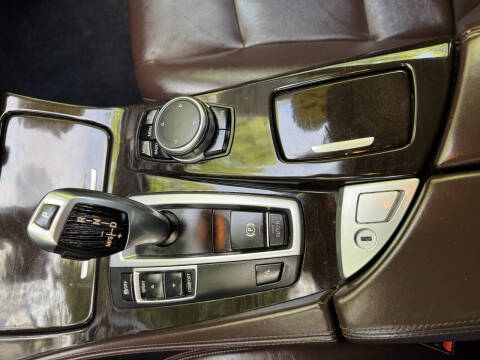 2015 BMW 5 Series 528i