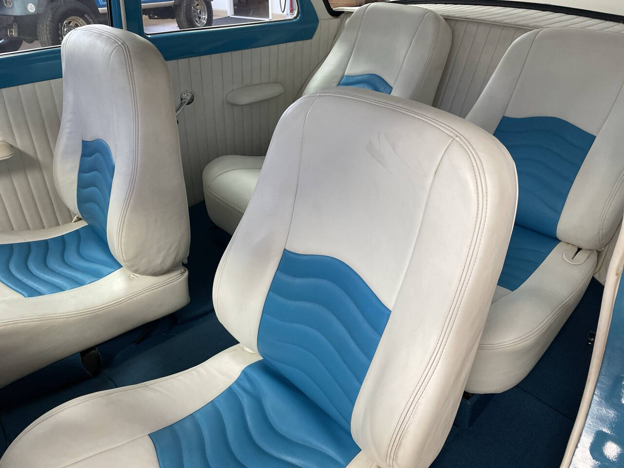 1956 Ford Fairlane 23