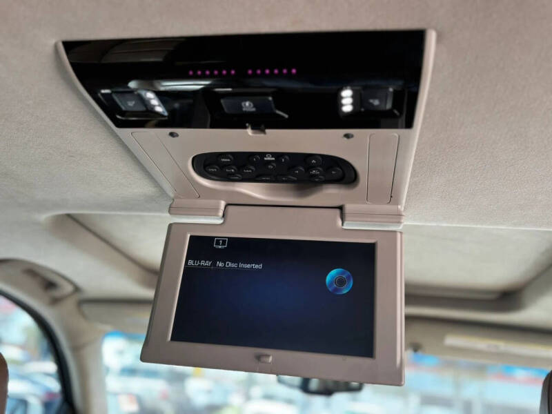 2015 Cadillac Escalade Platinum