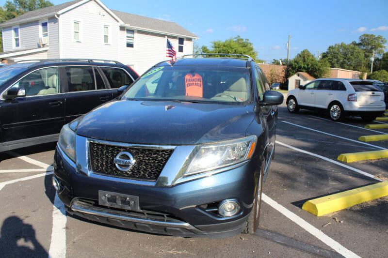 2013 Nissan Pathfinder for sale at CHRISTIAN MOTORS in Hopewell VA