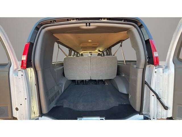 2024 Chevrolet Express LT 3500