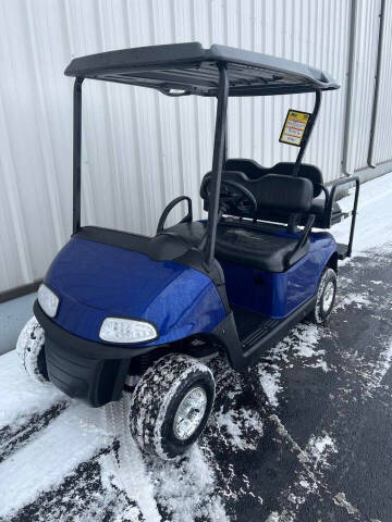 2023 E-Z-GO RXV
