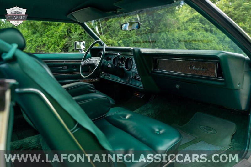 1976 Ford Thunderbird