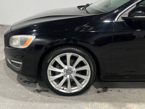 2016 Volvo S60 T5 Drive-E Inscription Platinum