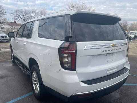 2024 Chevrolet Suburban LT