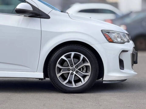 2017 Chevrolet Sonic LT Auto