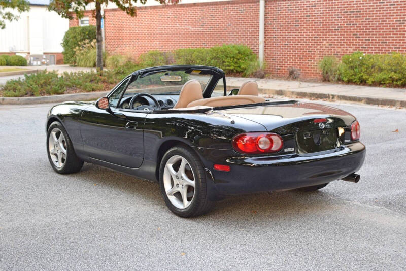 2002 Mazda Miata LS photo 8