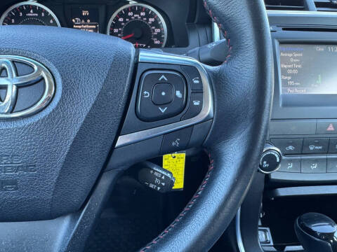 2015 Toyota Camry SE