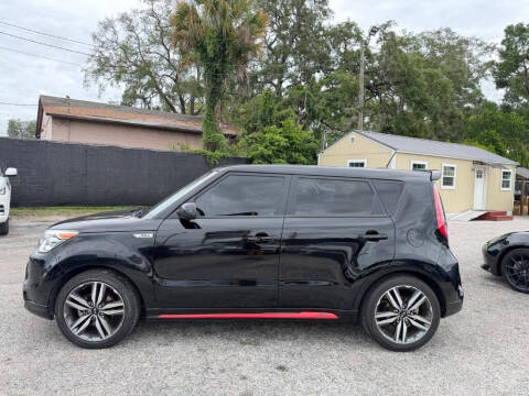 2015 Kia Soul +
