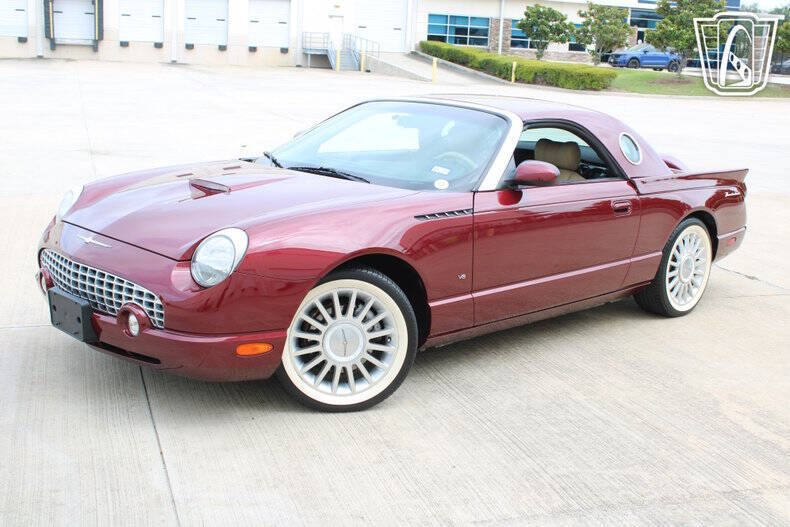 2004 Ford Thunderbird Deluxe