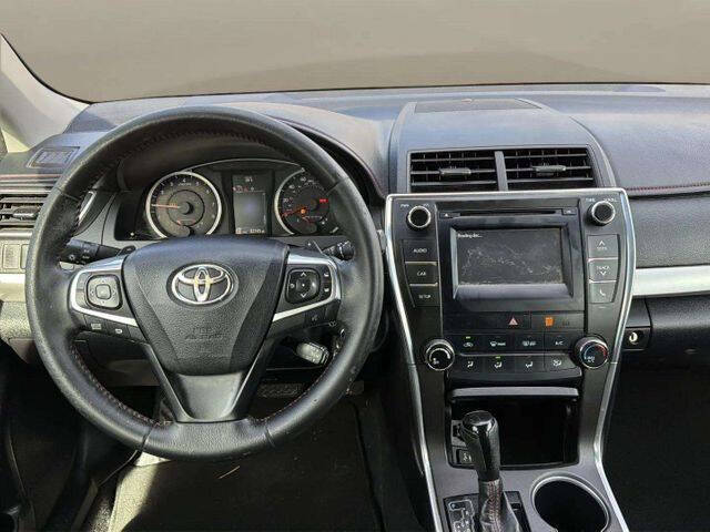 2015 Toyota Camry SE