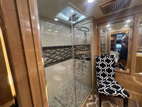 2018 Freightliner XCM Chassis