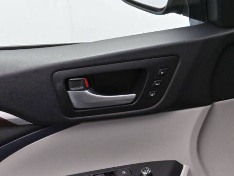 2016 Toyota Highlander Limited Platinum