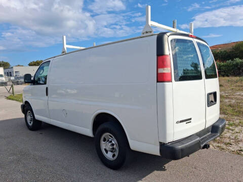 2016 Chevrolet Express 2500
