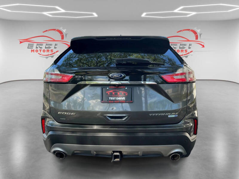 2019 Ford Edge Titanium