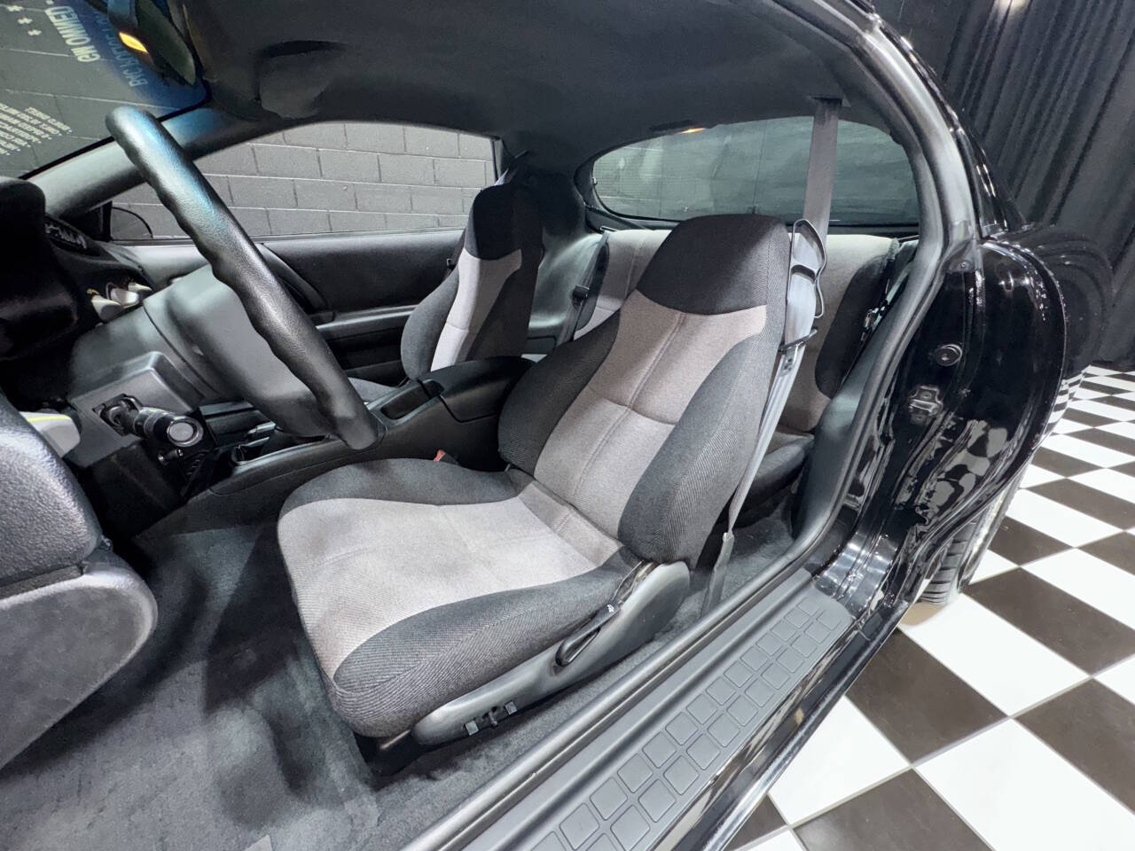 1993 Chevrolet Camaro 23