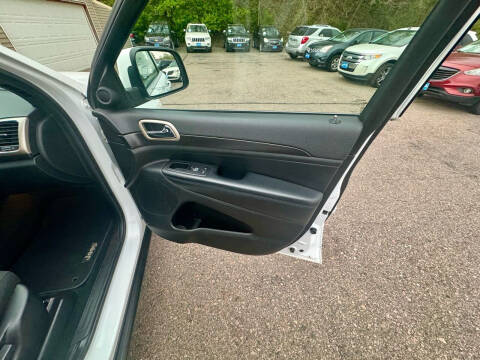 2014 Jeep Grand Cherokee Laredo E