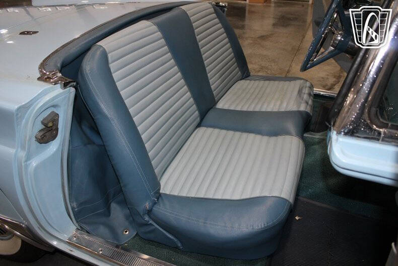 1957 Ford Thunderbird