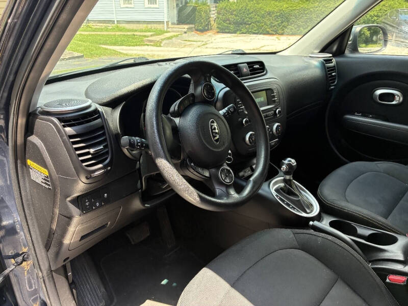 2016 Kia Soul +