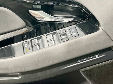 2024 Land Rover Range Rover Evoque P250 Dynamic SE