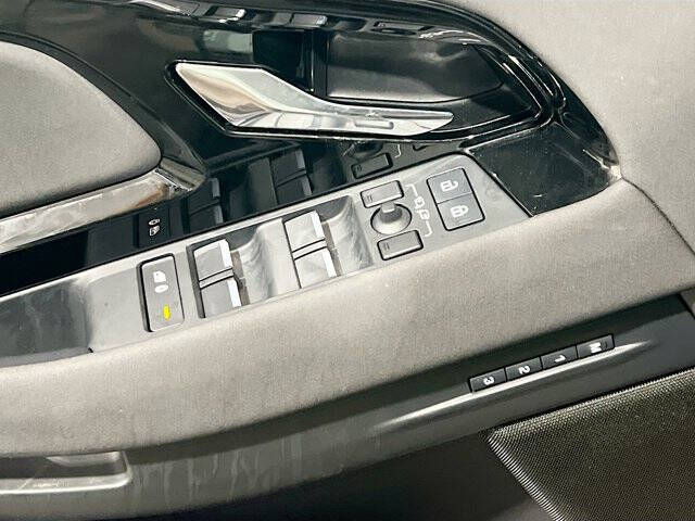 2024 Land Rover Range Rover Evoque P250 Dynamic SE