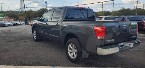 2010 Nissan Titan SE