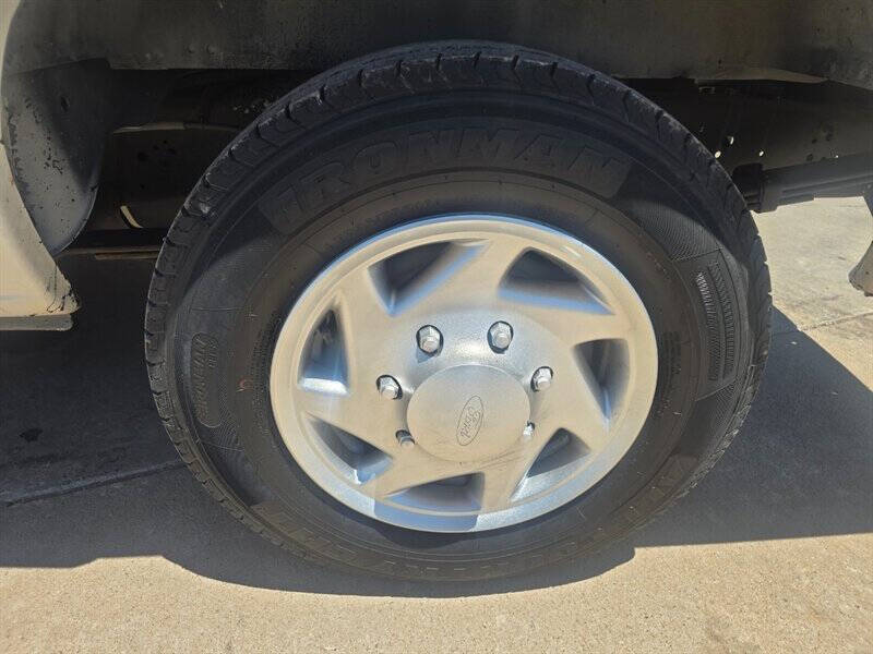 2014 Ford E-Series E-150