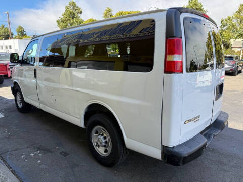 2016 Chevrolet Express LS 2500