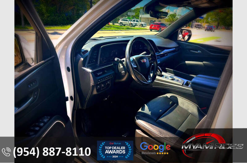 2021 Cadillac Escalade ESV Sport