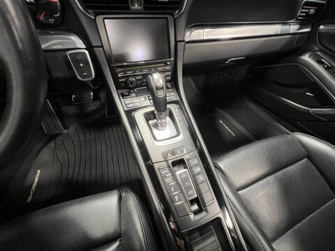 2014 Porsche 911 Carrera 4S