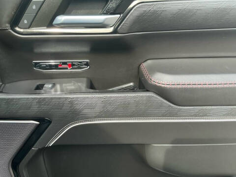 2023 GMC Sierra 1500 AT4X