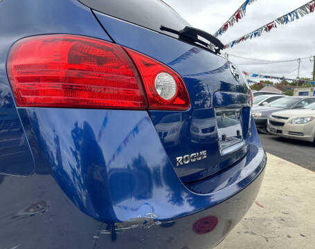 2009 Nissan Rogue SL