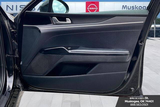 2022 Kia K5