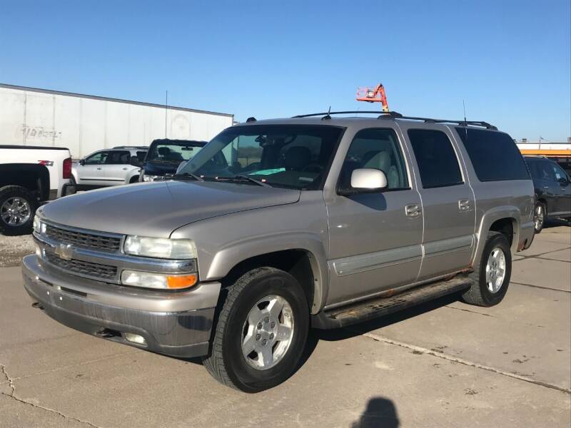 2004 Chevrolet Suburban for sale at Casey's Auto Detailing & Sales in Lincoln NE