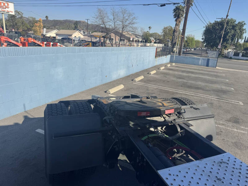 2020 Freightliner Cascadia