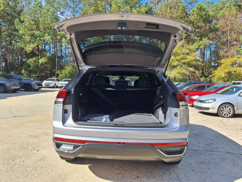 2026 Volkswagen Atlas Cross Sport SE