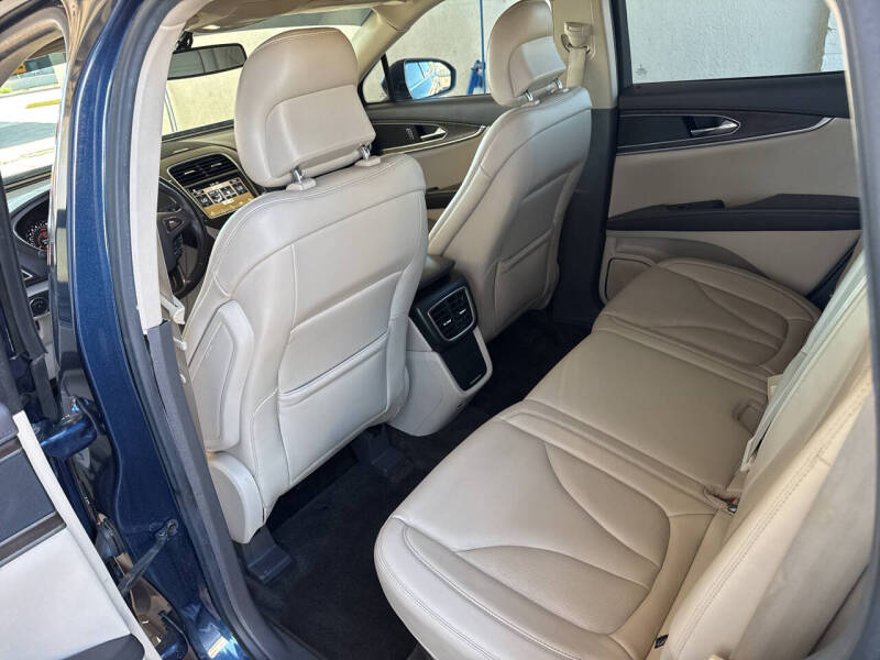 2017 Lincoln MKX Select