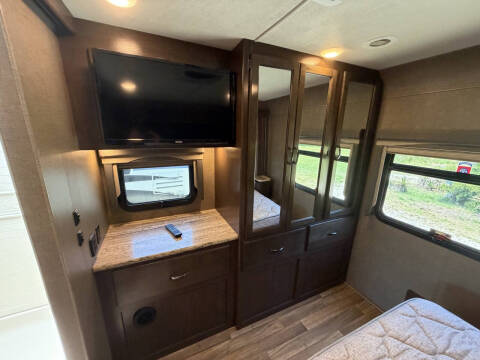2018 Thor Motor Coach Ace 30.3