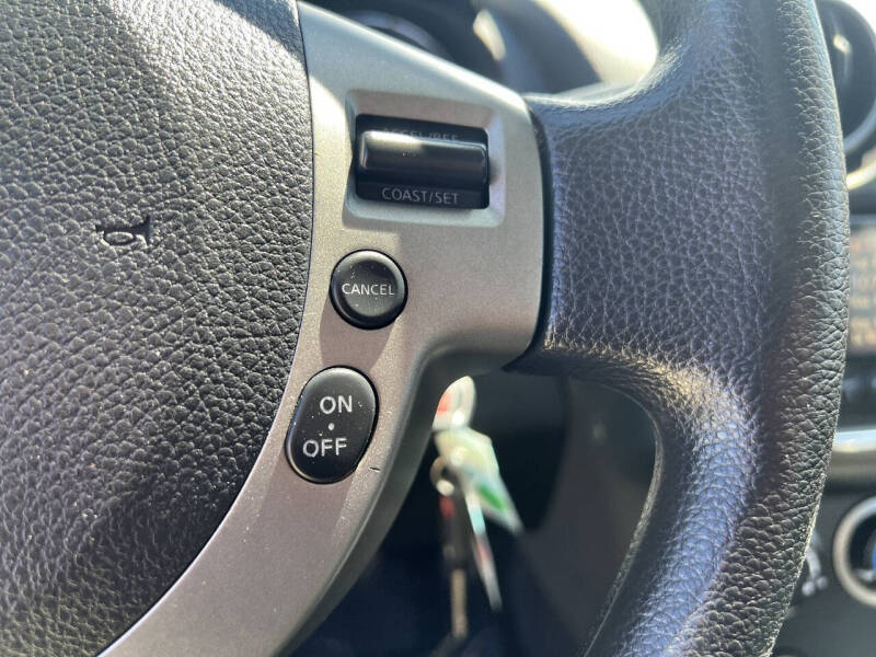 2015 Nissan Rogue Select S